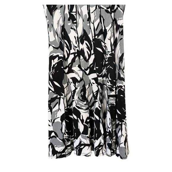 Perceptions Black White Grey Floral Sleeveless Boatneck Knee Length Dress Sz 6P - Picture 4 of 7